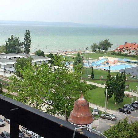 Tulipan Tarsasudulo Hotel Balatonlelle Buitenkant foto