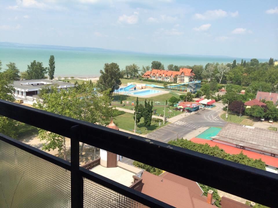 Tulipan Tarsasudulo Hotel Balatonlelle Buitenkant foto