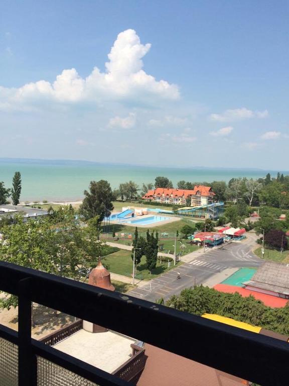 Tulipan Tarsasudulo Hotel Balatonlelle Buitenkant foto