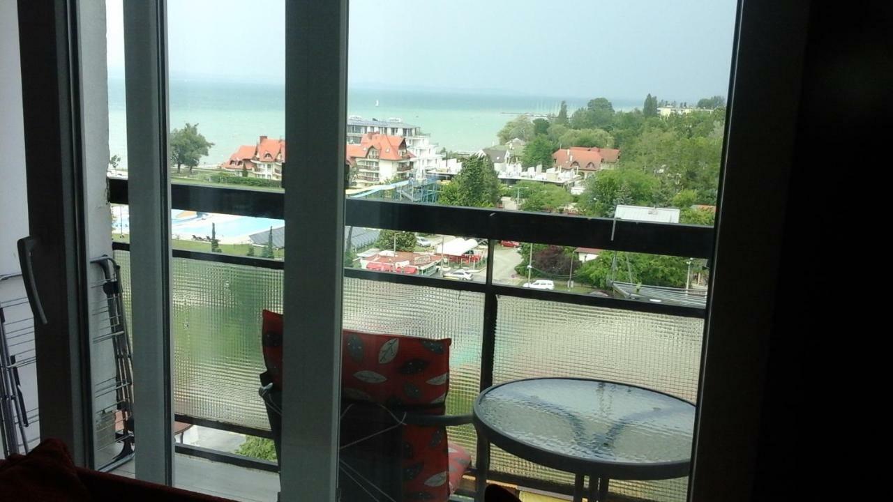 Tulipan Tarsasudulo Hotel Balatonlelle Buitenkant foto