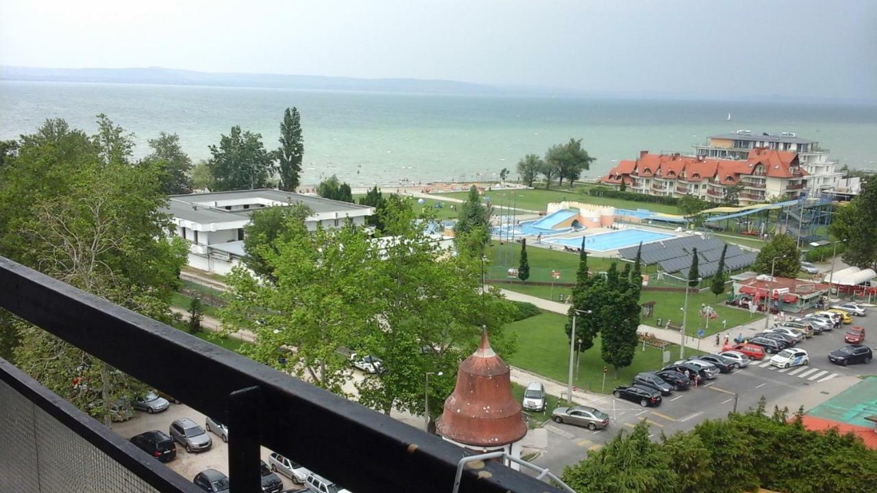 Tulipan Tarsasudulo Hotel Balatonlelle Buitenkant foto